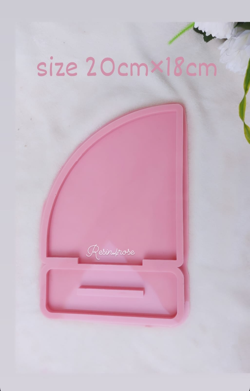 A silicone mold used to make desk plaques, desk calendars, welcome signs, decorations, earring organizers, accessories, nameplates, logos, small photo frames, light bases, or souvenirs. Designed for casting resin, wax, or Pottery