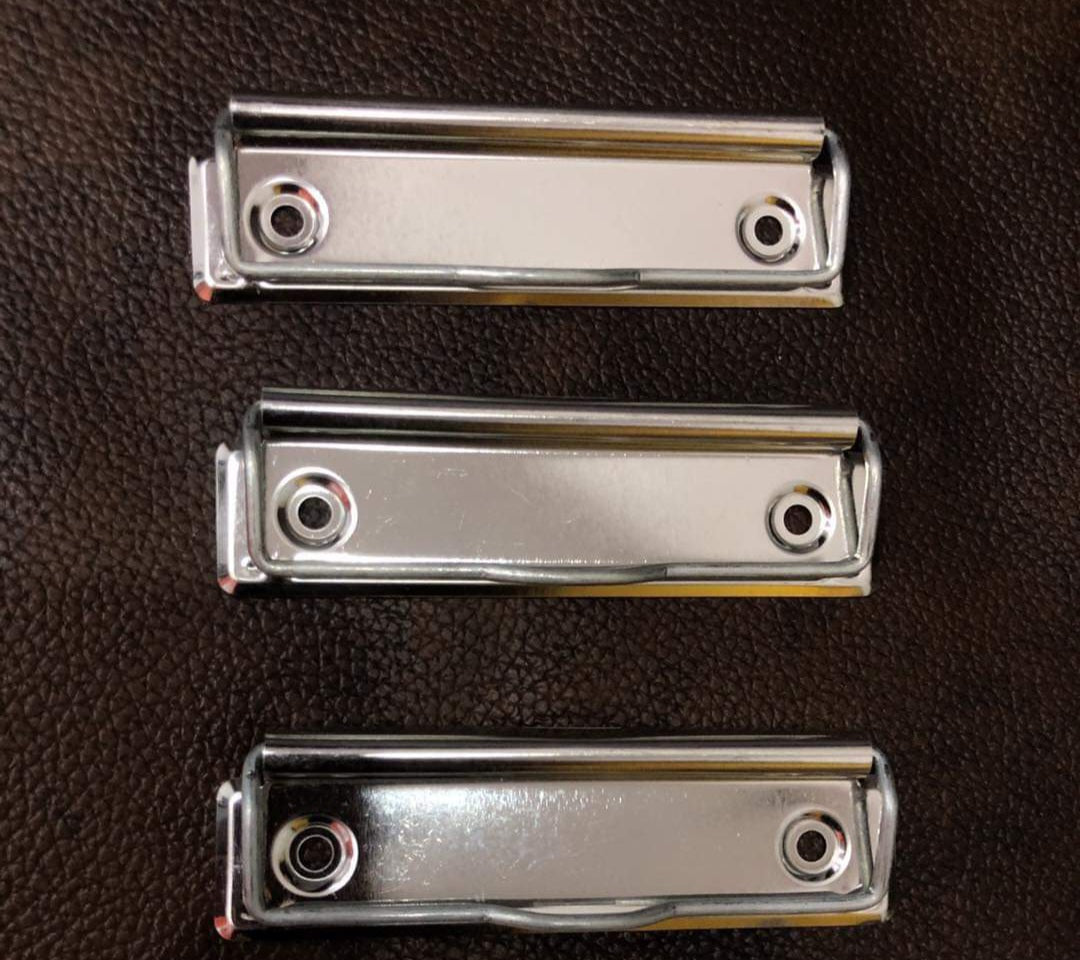 A memo board handle is frequently used in handmade projects made from acrylic, wood, or resin castings to create a custom memo board