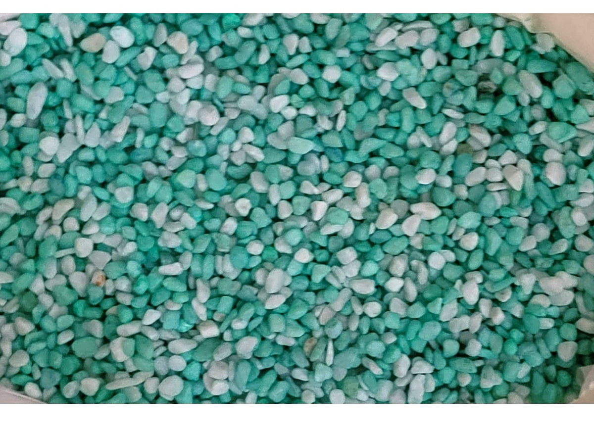 Marble stones green stones with white marble for use with resin, candles and various handicrafts