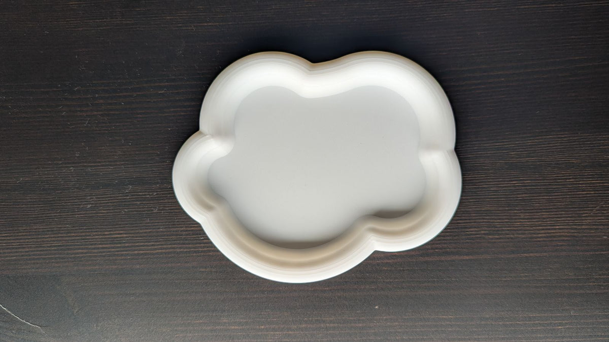 Pink silicone mold with an irregular and streamlined design