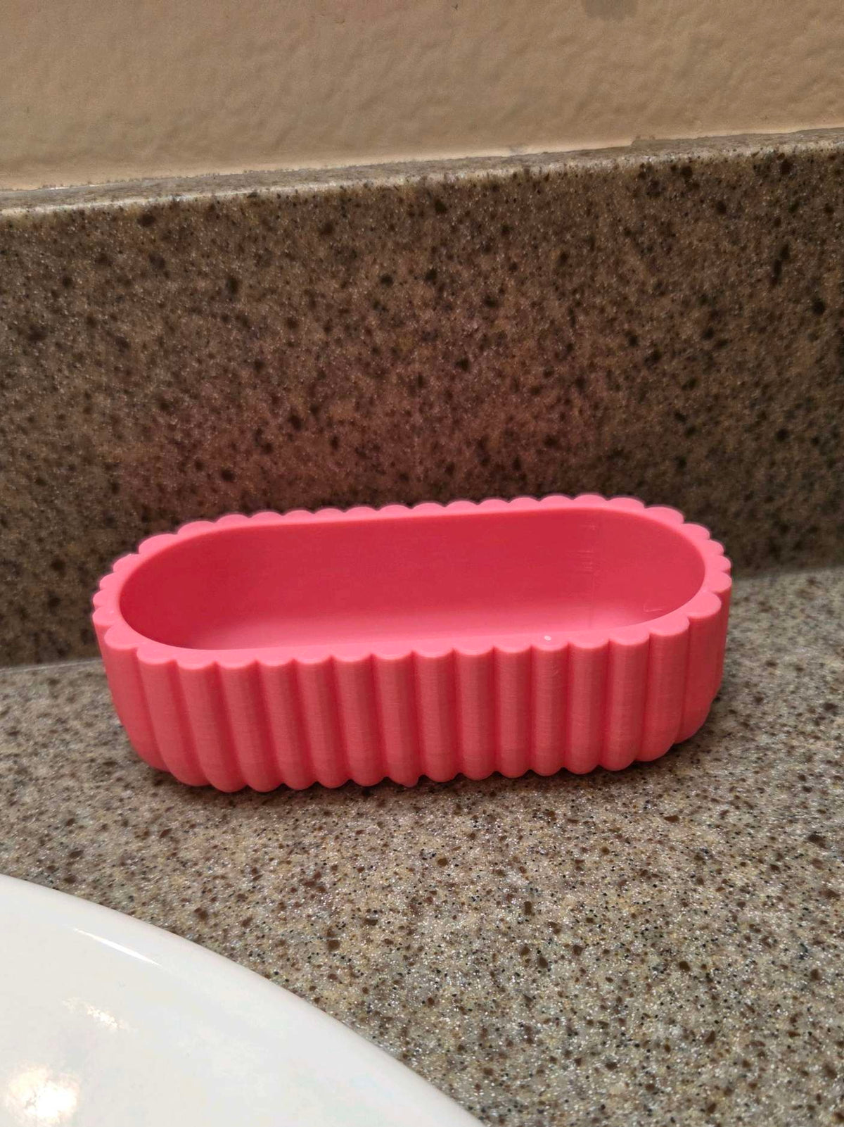 Silicone molds for casting cups and saucers, plaster containers for candles and accessories, candle holders, and jewelry storage – featuring irregular shapes, these versatile epoxy resin molds are ideal for home decor and crafts.
