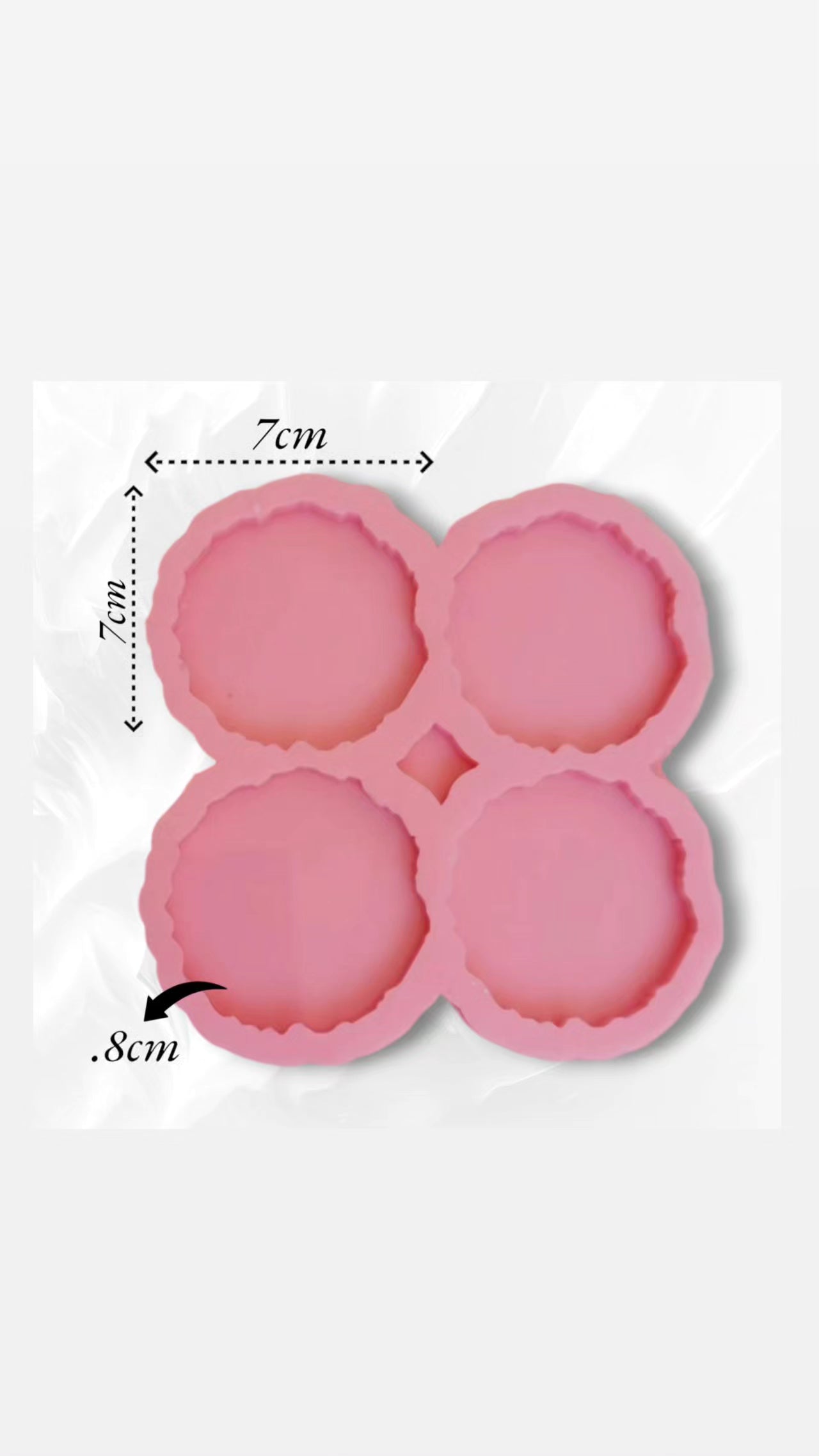 This silicone mold is specially designed for craft projects such as resin, wax, or pottery casting. The mold consists of four interconnected cavities, resembling flower petals, and is available in four different sizes.