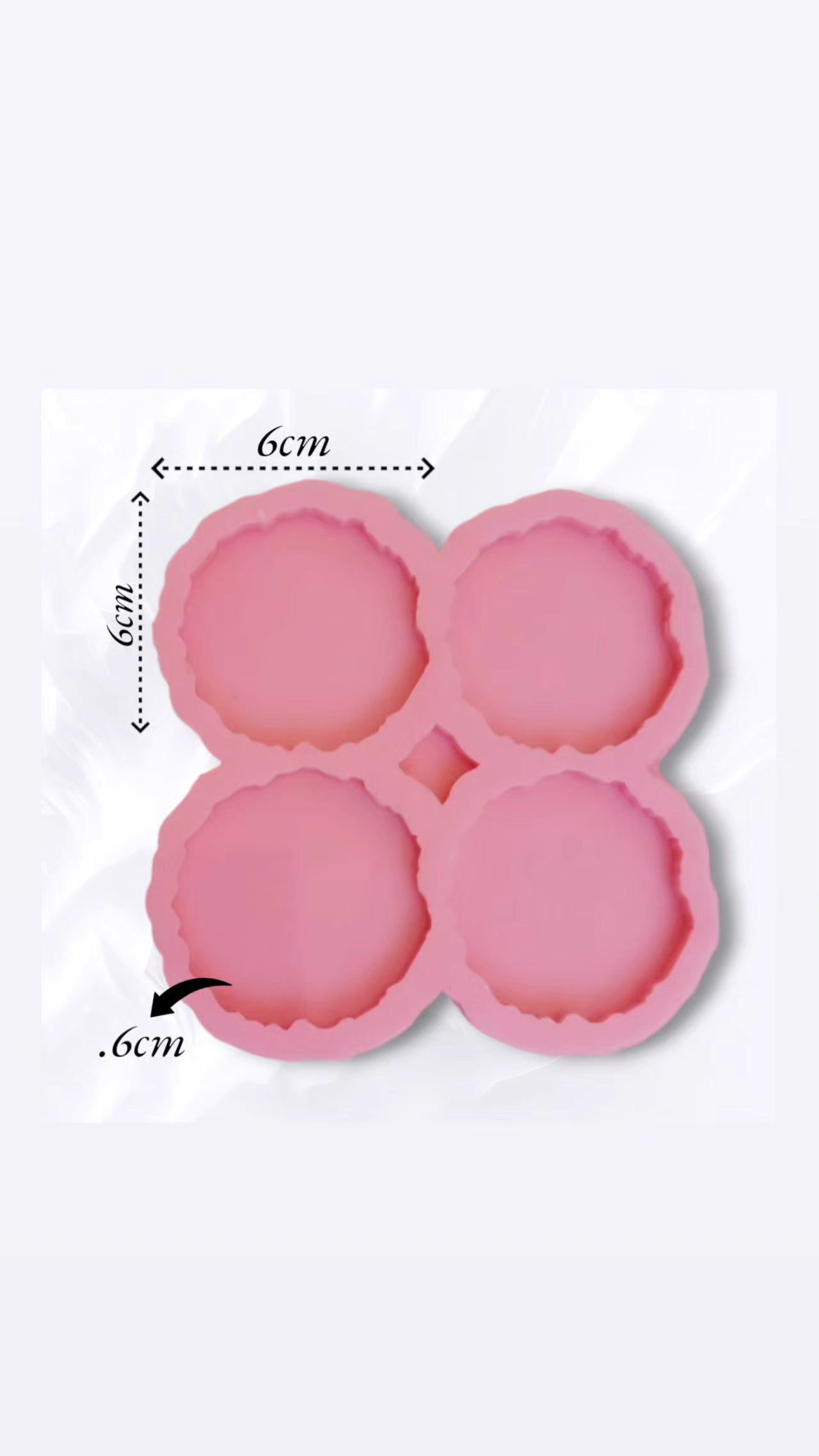 This silicone mold is specially designed for craft projects such as resin, wax, or pottery casting. The mold consists of four interconnected cavities, resembling flower petals, and is available in four different sizes.
