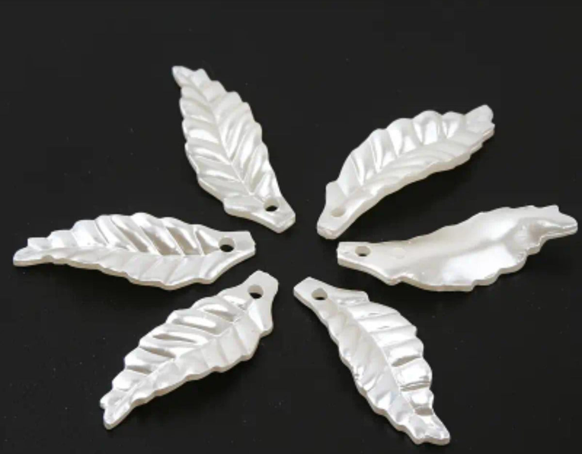 A diverse range of fasteners, metal accessories, and basic aesthetics for craft projects, resin making, and decorative piece design