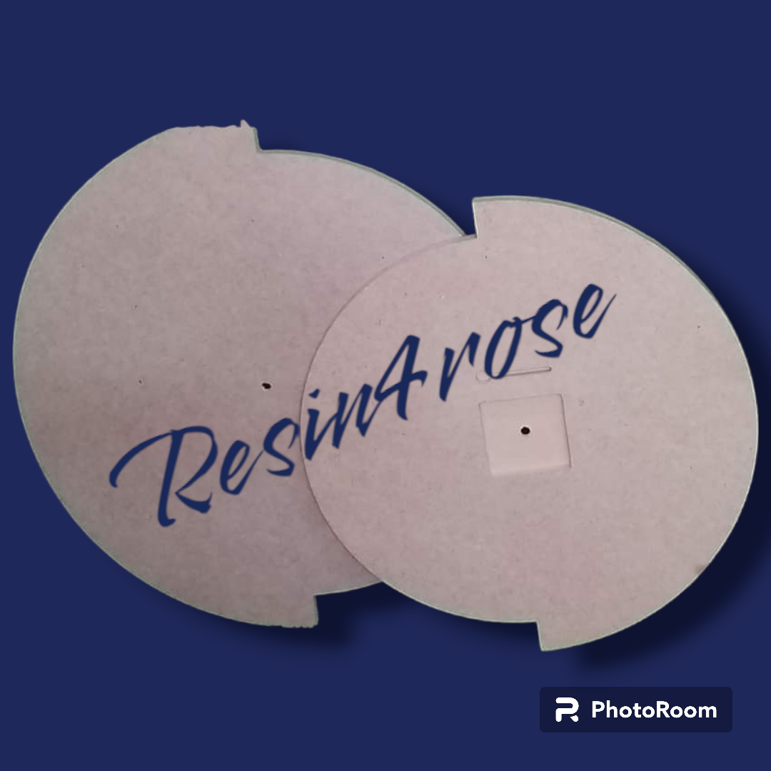 Round wooden bases, specially designed and manufactured for the production of artistic wall clocks