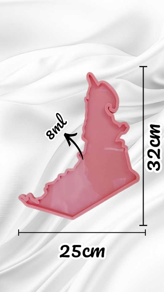 A silicone mold featuring a map of the United Arab Emirates with its geographical details and known borders, suitable for casting resin, wax, ceramic, or polymer clay. Dimensions: 32 x 25 cm