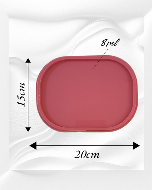 Flat oval silicone mold with smooth, curved edges, suitable for making large coasters, small jewelry trays, or flat decorative pieces. Length: 20 cm. Width: 15 cm. Depth: 8 mm