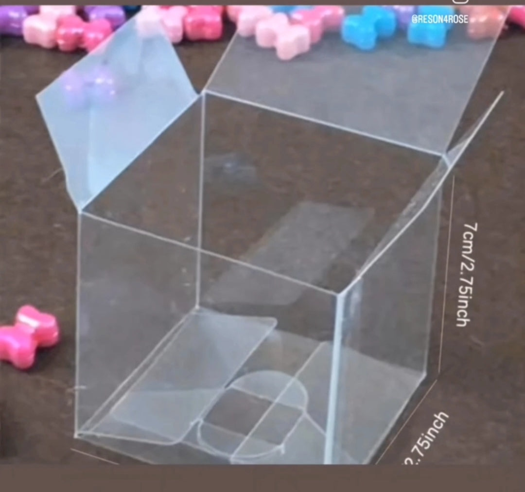 A distinctive and modern collection of fully transparent plastic packaging boxes, specially designed to highlight the beauty and details of the products and gifts inside while protecting them from dust and external elements