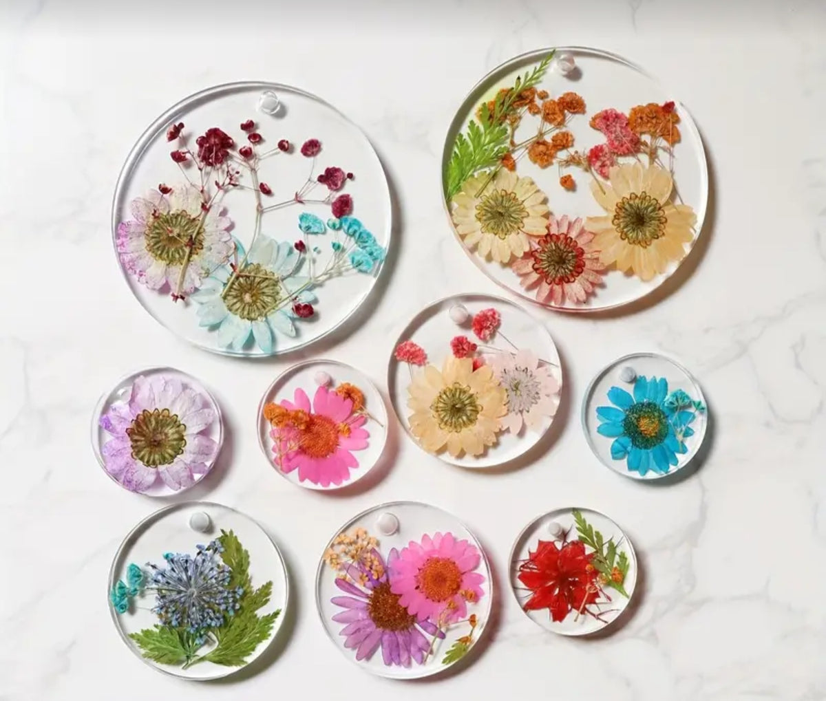 Round flat silicone mold in different sizes