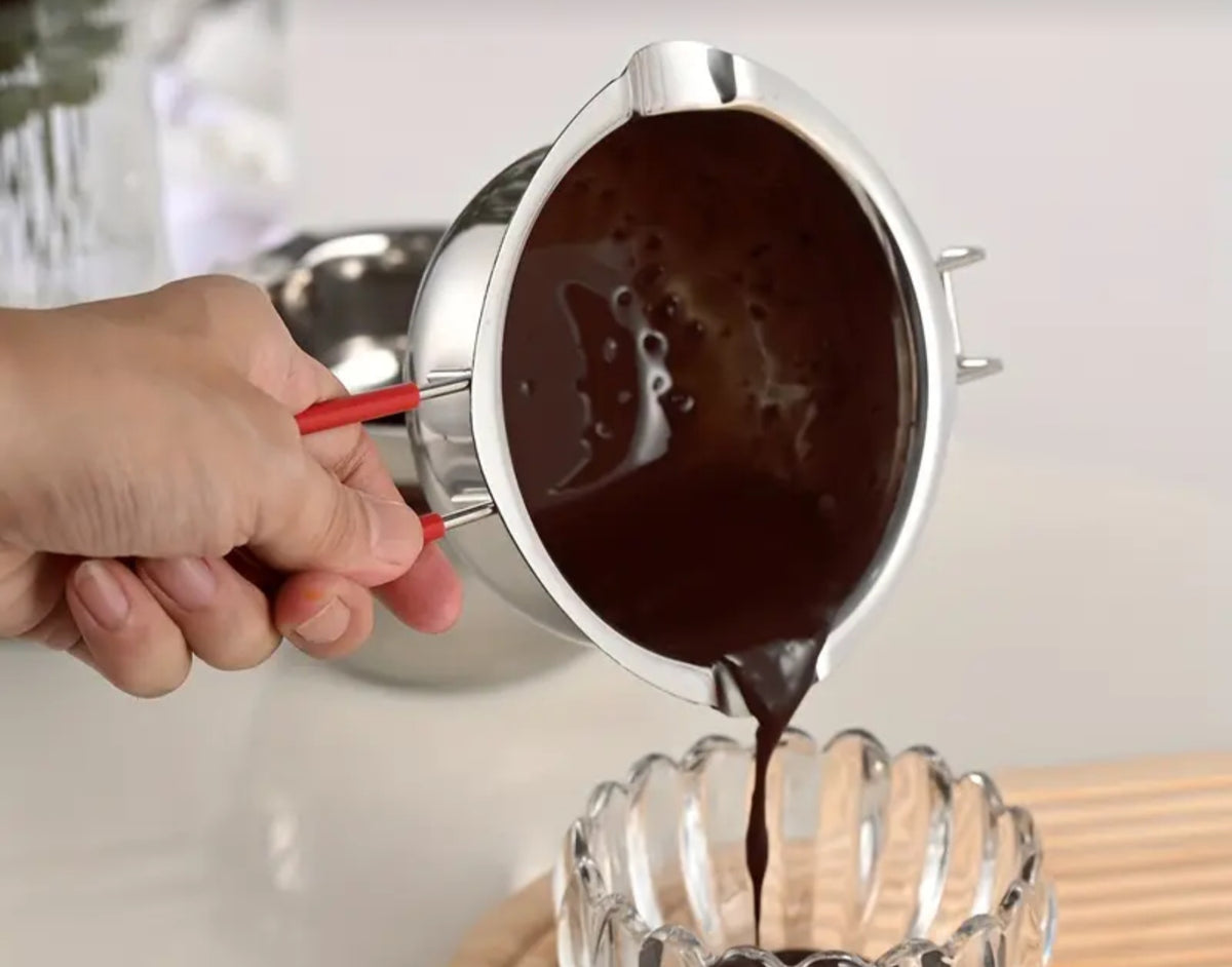 Pouring and Melting Pot for Wax, Soap, and Mastic