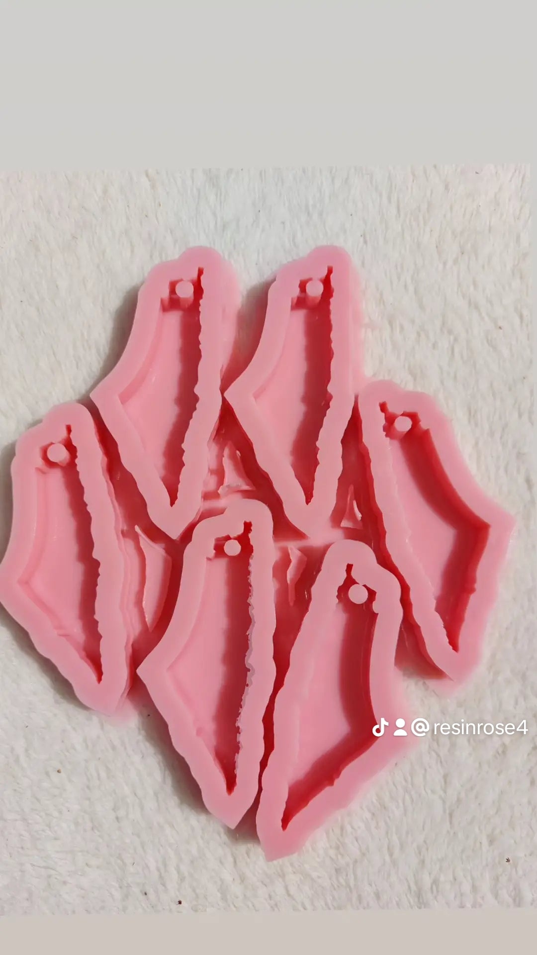 A silicone mold designed in the shape of a map of Palestine with its well-known, detailed borders. The illustrated set contains 6 repeating cavities of the same shape, allowing for the production of multiple pieces at once. Ideal for making party favors,